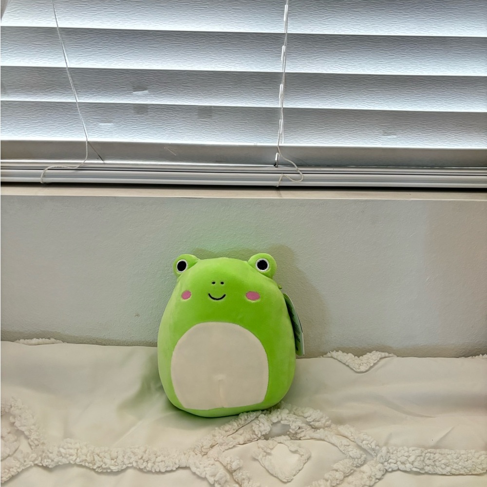 Green frog squishmallow